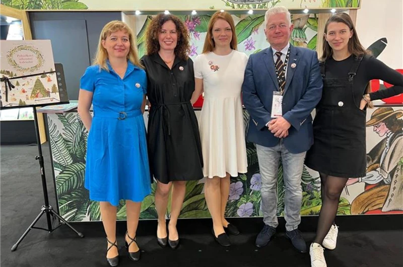 f39b1121-2e1f-e485-5007-978f9b049d1d